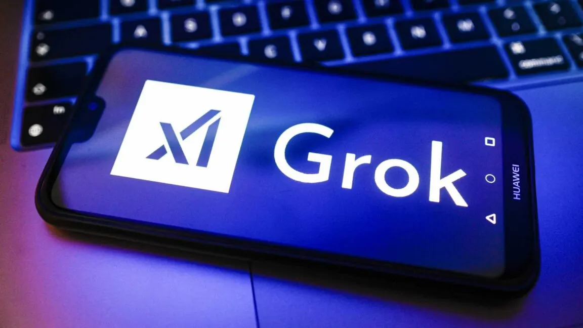Grok leaks private user data when malicious prompts are encrypted